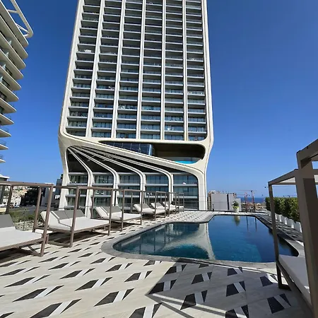 Mercury - Skydream Getaways *