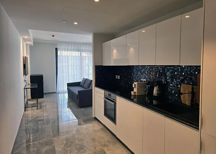 Mercury - Skydream Getaways *