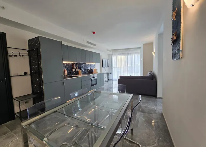 Mercury - Skydream Getaways * Saint Julian's