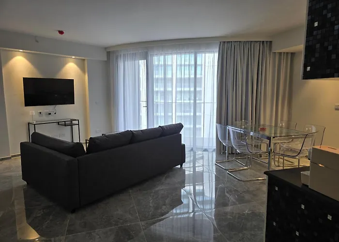 Mercury - Skydream Getaways * Saint Julian's